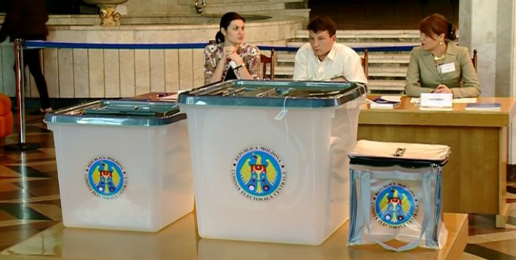 ЦИК провела презентацию нового оборудования для избирательных участков